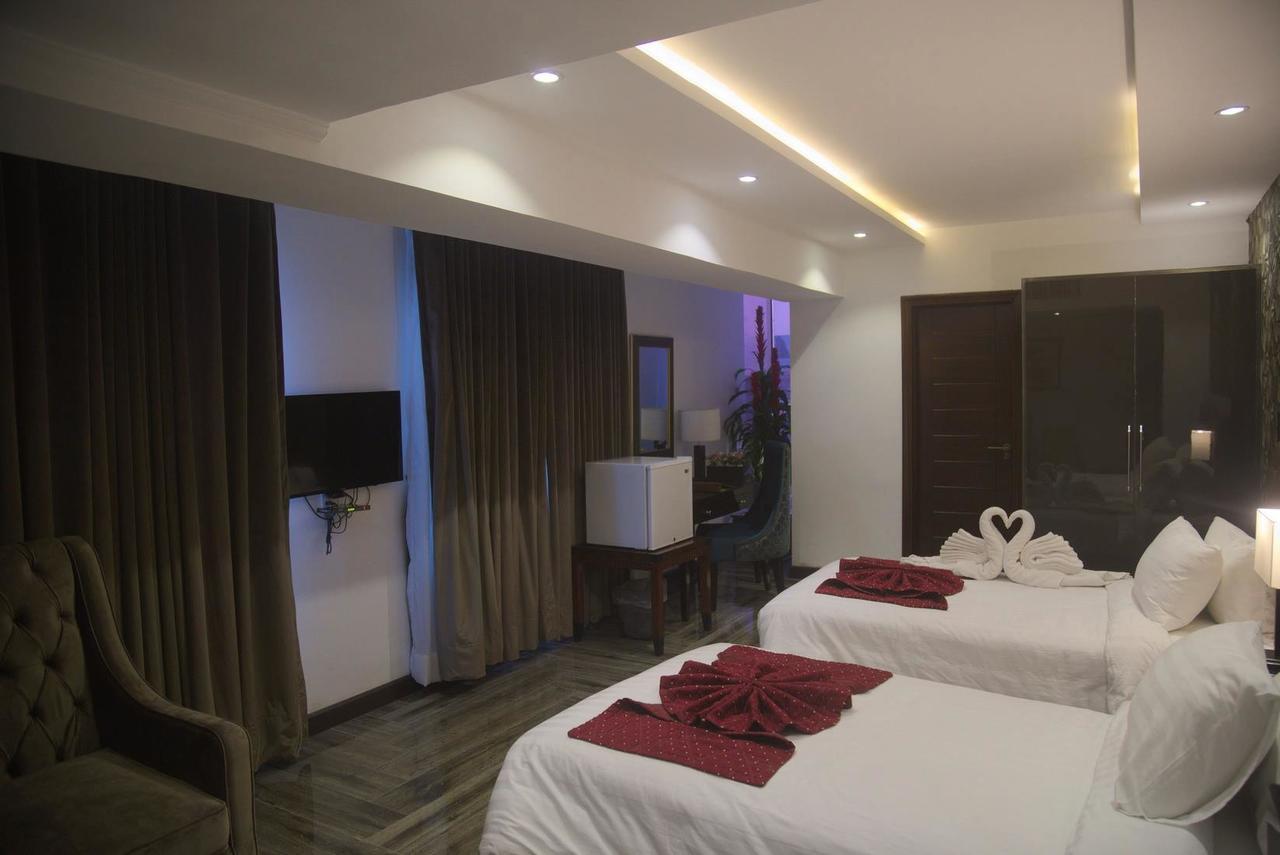 Savoey Hotel Lahore Exterior photo